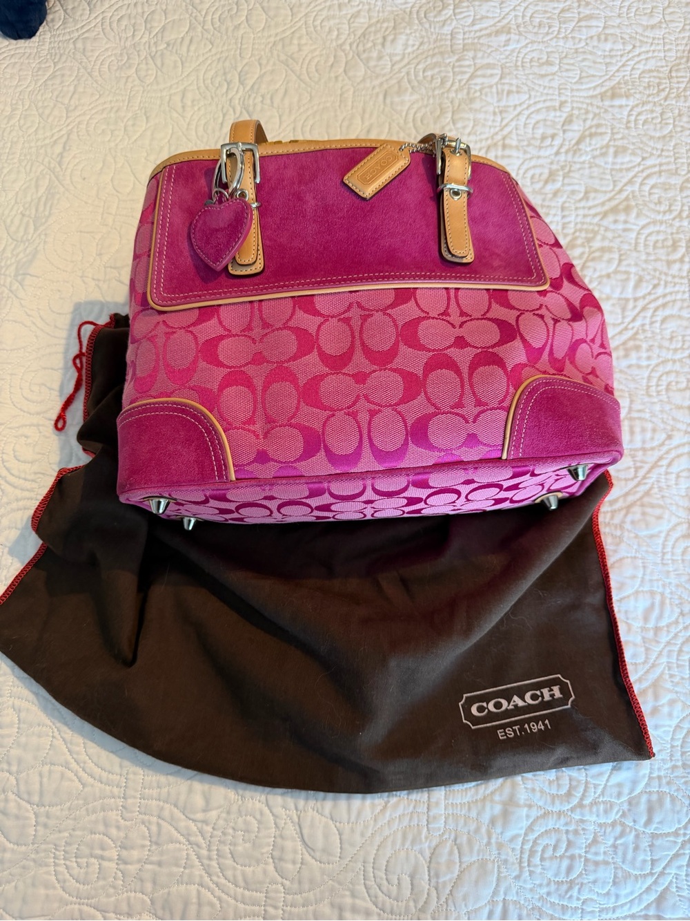 NWT COACH Pink Signature Suede & Canvas Hampton Tote w/ Wallet & Key Chain - Picture 11 of 16